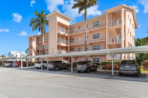 2950 Se Ocean Boulevard Stuart FL 34996