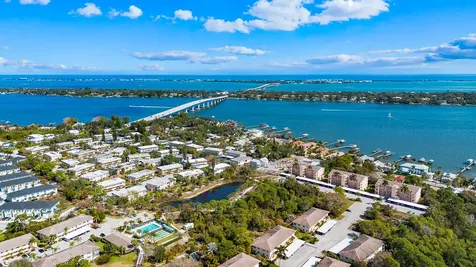 2950 Se Ocean Boulevard Stuart FL 34996