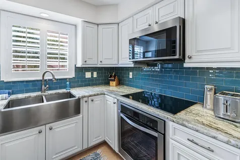 2950 Se Ocean Boulevard Stuart FL 34996