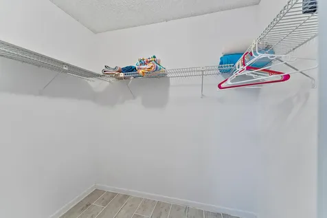1605 S Us Highway 1 Jupiter FL 33477
