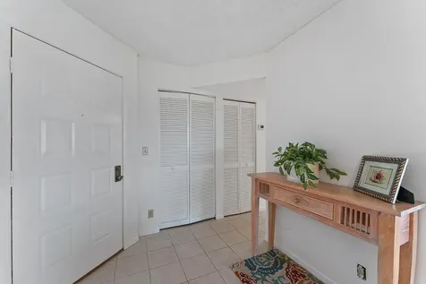 1605 S Us Highway 1 Jupiter FL 33477