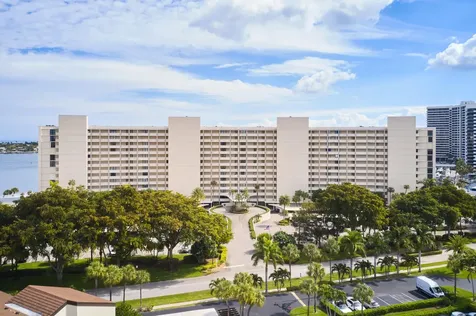 124 Lakeshore Drive North Palm Beach FL 33408
