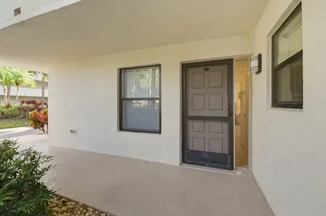 5701 Camino Del Sol Boca Raton FL 33433