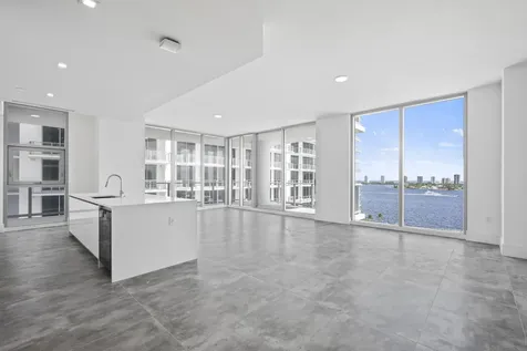 220 Lake Shore Drive Lake Park FL 33403