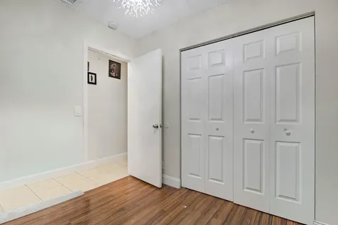 5591 Cynwyd Circle Lake Worth FL 33463