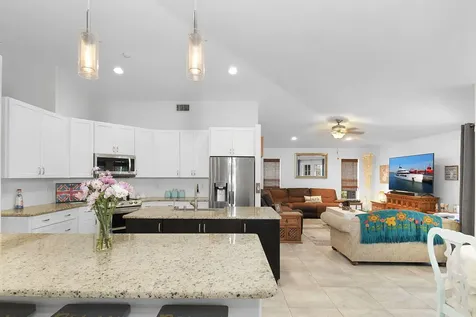 409 Sw Sycamore Cove Port Saint Lucie FL 34986
