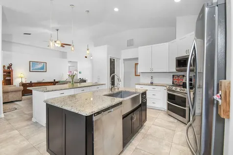 409 Sw Sycamore Cove Port Saint Lucie FL 34986