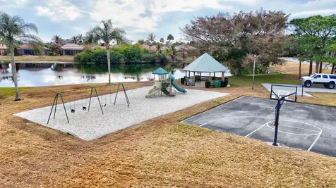 409 Sw Sycamore Cove Port Saint Lucie FL 34986