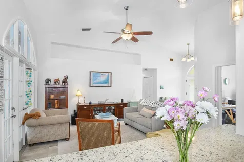 409 Sw Sycamore Cove Port Saint Lucie FL 34986