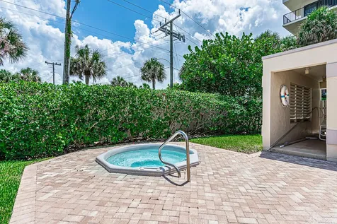 1055 Ocean Drive Juno Beach FL 33408