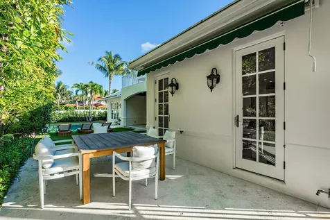 233 El Pueblo Way Palm Beach FL 33480