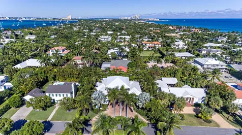 233 El Pueblo Way Palm Beach FL 33480