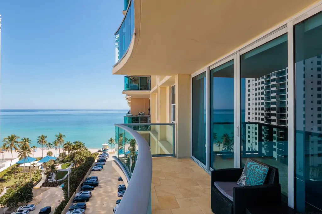 2501 S Ocean Drive Hollywood FL 33019