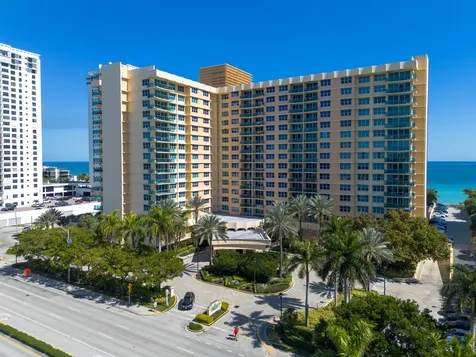2501 S Ocean Drive Hollywood FL 33019