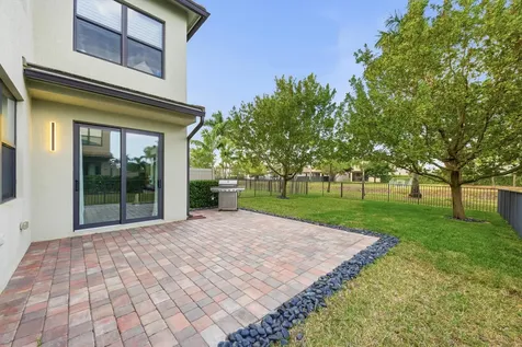 8289 Cadre Noir Road Lake Worth FL 33467