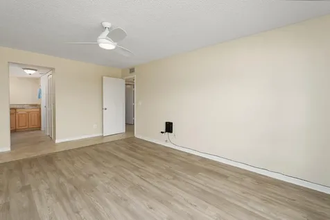 950 S Kanner Highway Stuart FL 34994