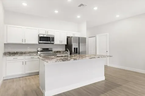 1635 19th Avenue Vero Beach FL 32962