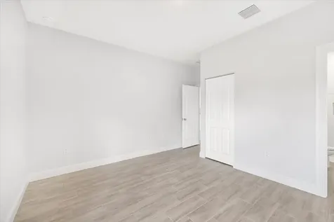 1635 19th Avenue Vero Beach FL 32962