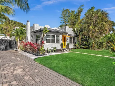 525 Westwood Road West Palm Beach FL 33401
