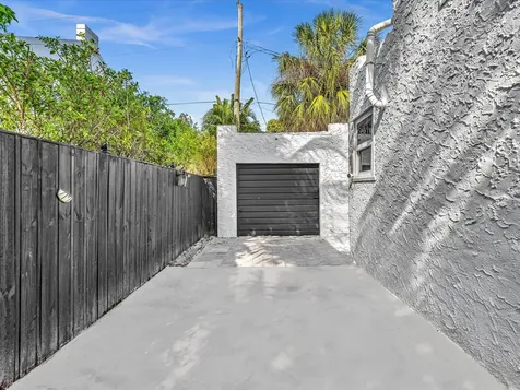 525 Westwood Road West Palm Beach FL 33401