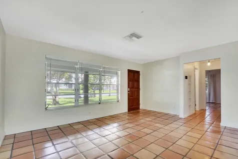 8336 SE Palm Street Hobe Sound FL 33455