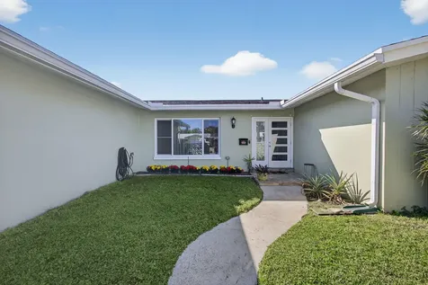 3646 Cypress Street Palm Beach Gardens FL 33410