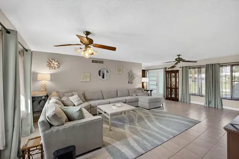 3646 Cypress Street Palm Beach Gardens FL 33410