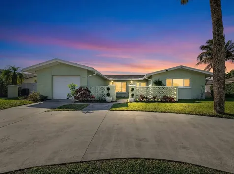 3646 Cypress Street Palm Beach Gardens FL 33410