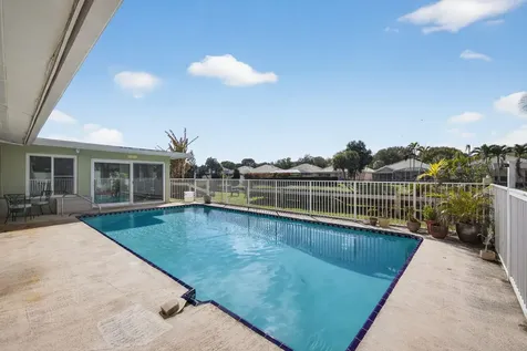 3646 Cypress Street Palm Beach Gardens FL 33410
