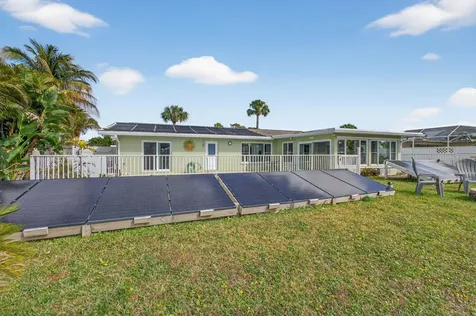 3646 Cypress Street Palm Beach Gardens FL 33410