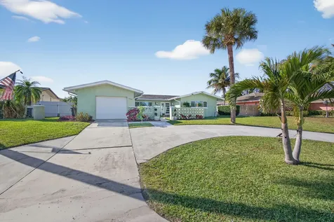 3646 Cypress Street Palm Beach Gardens FL 33410