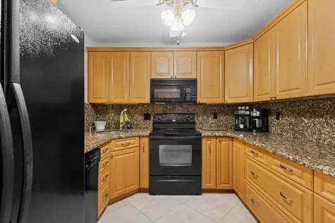 4532 Carambola Circle Coconut Creek FL 33066