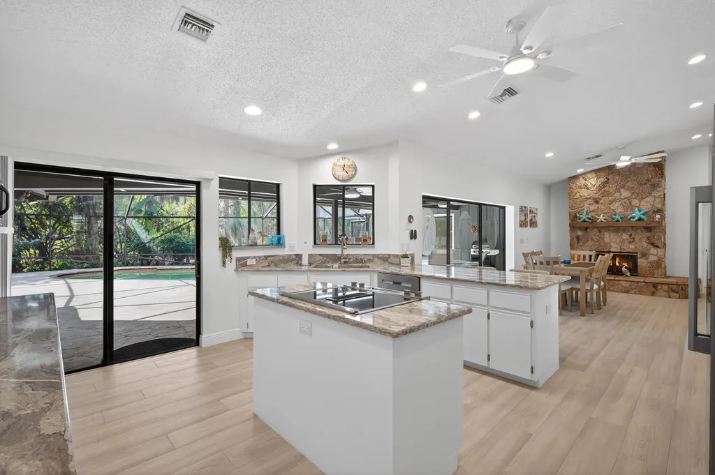 8166 N 155th Place Palm Beach Gardens FL 33418