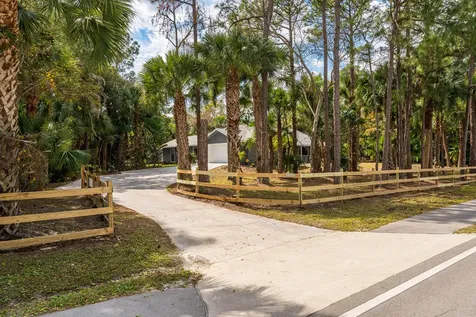 8166 N 155th Place Palm Beach Gardens FL 33418