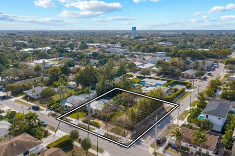 304 Se 4th Avenue Delray Beach FL 33483