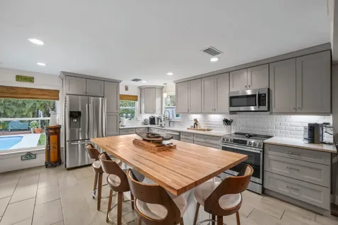304 Se 4th Avenue Delray Beach FL 33483