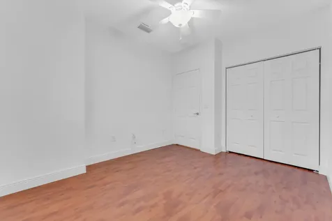 6077 Grand Cypress Circle Coconut Creek FL 33073
