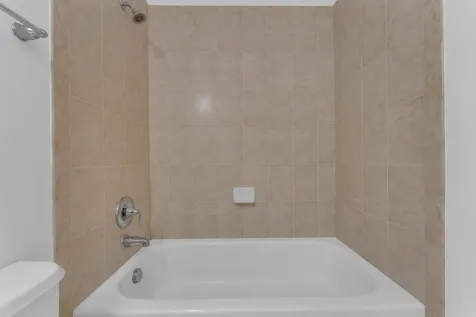 6077 Grand Cypress Circle Coconut Creek FL 33073