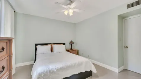 5640 Sw 3rd Place Margate FL 33068