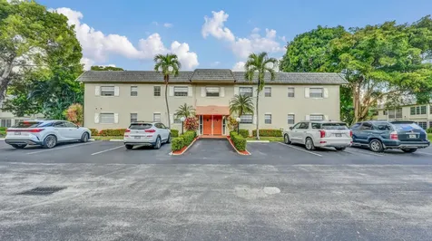 5640 Sw 3rd Place Margate FL 33068