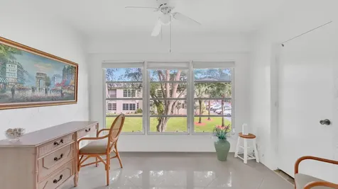 5640 Sw 3rd Place Margate FL 33068
