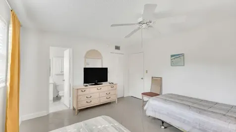 5640 Sw 3rd Place Margate FL 33068