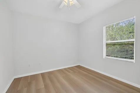 513 Talia Circle Palm Springs FL 33461