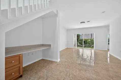 513 Talia Circle Palm Springs FL 33461