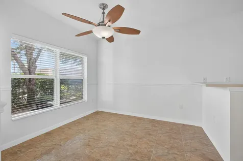513 Talia Circle Palm Springs FL 33461