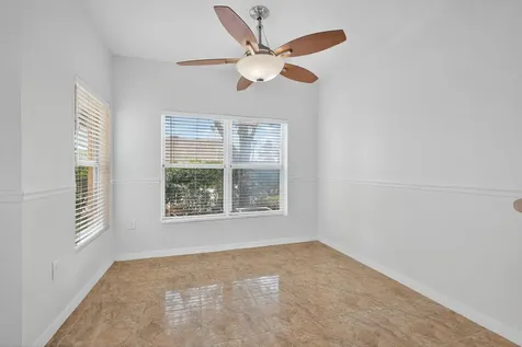 513 Talia Circle Palm Springs FL 33461