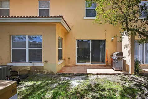 513 Talia Circle Palm Springs FL 33461