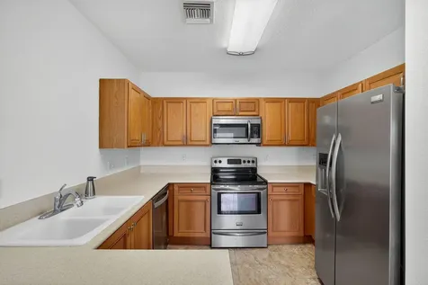 513 Talia Circle Palm Springs FL 33461
