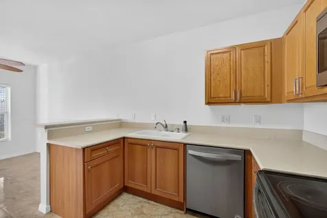513 Talia Circle Palm Springs FL 33461