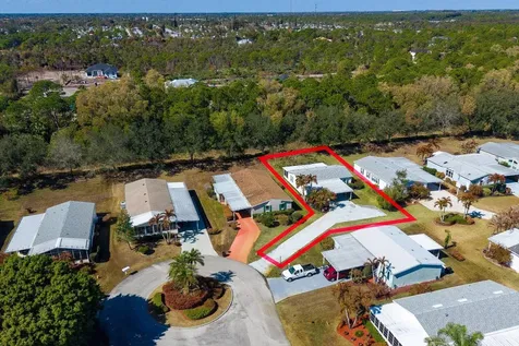2804 Nine Iron Drive Port Saint Lucie FL 34952